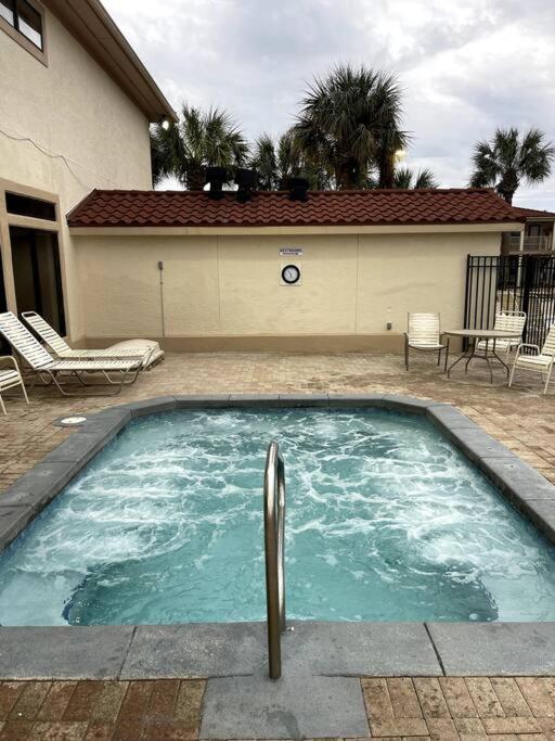 Lazy Palm 4 Pools Short Walk To Beach! Sleeps 5! Panama City Beach Extérieur photo