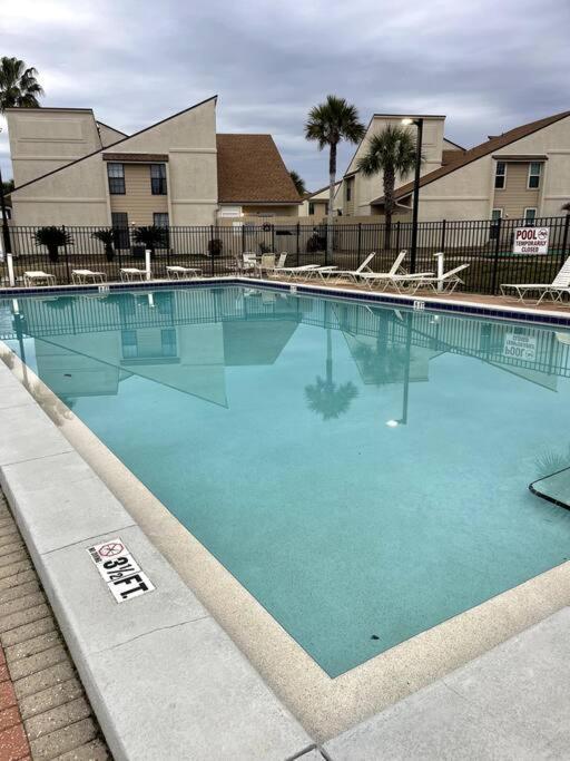 Lazy Palm 4 Pools Short Walk To Beach! Sleeps 5! Panama City Beach Extérieur photo