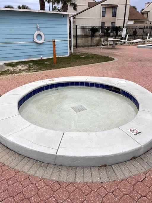 Lazy Palm 4 Pools Short Walk To Beach! Sleeps 5! Panama City Beach Extérieur photo