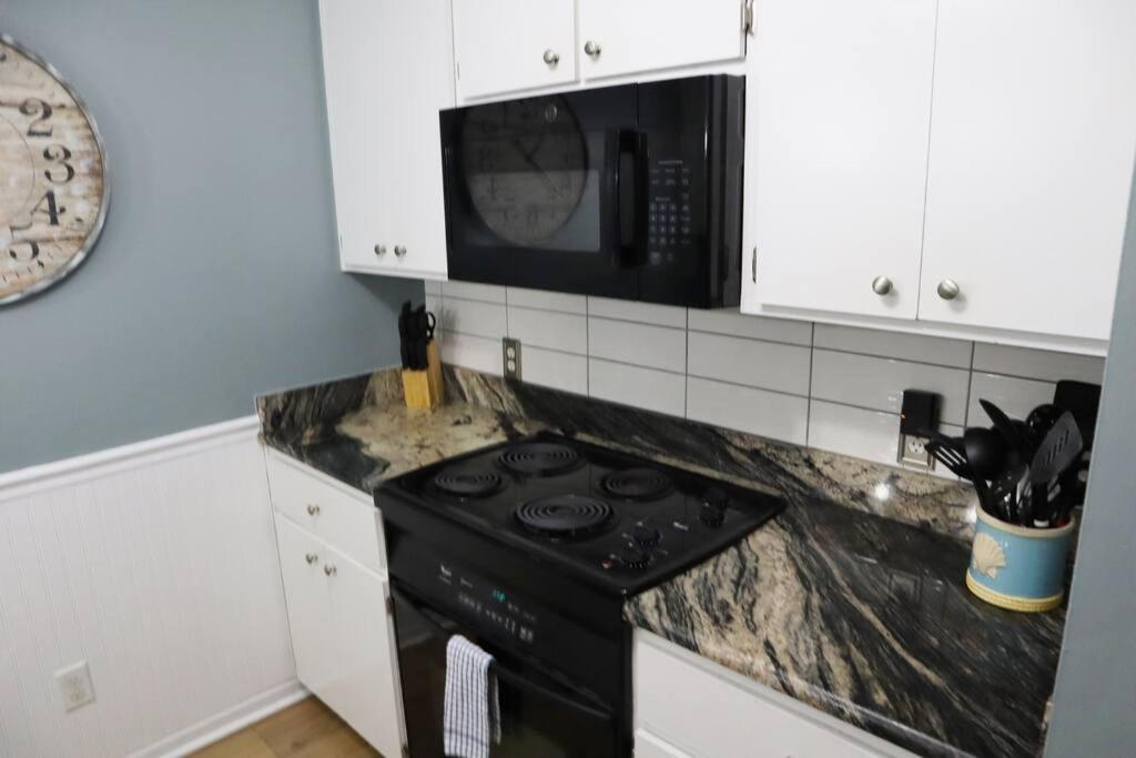 Lazy Palm 4 Pools Short Walk To Beach! Sleeps 5! Panama City Beach Extérieur photo