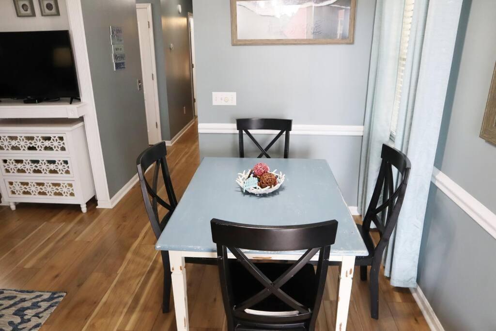 Lazy Palm 4 Pools Short Walk To Beach! Sleeps 5! Panama City Beach Extérieur photo